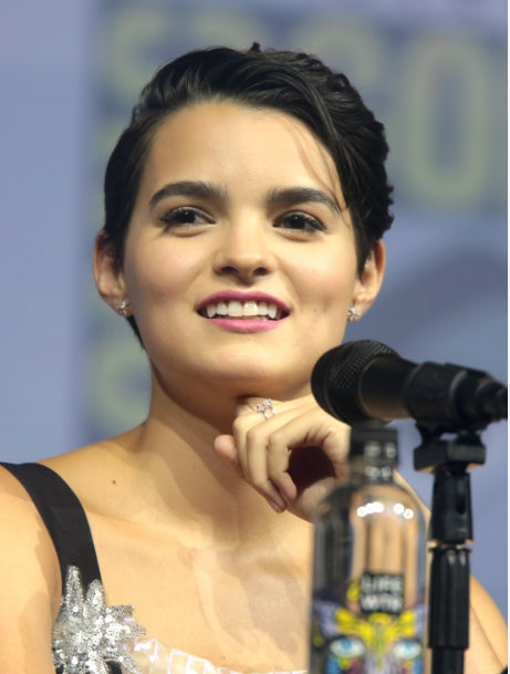 Brianna Hildebrand Net Worth, Bio, Wiki, Family, Height, Movies, Spouse, Kids