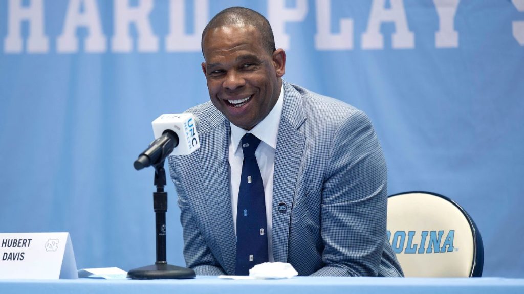 Hubert Davis Net Worth, Personal life, Education, Career, Age & Bio