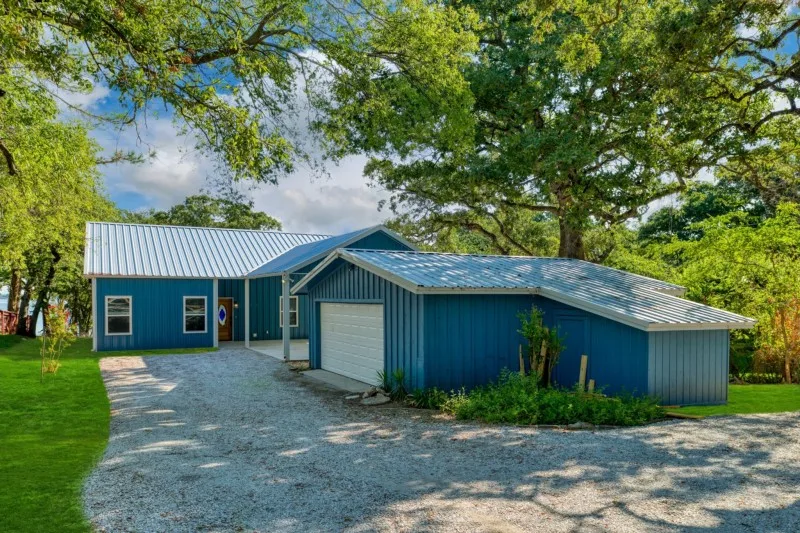 Why Choose a Pole Barn? Exploring the Benefits and Advantages