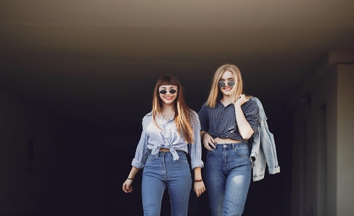 5 Tips for Turning Plus Size Jeans Into a Statement Outfit