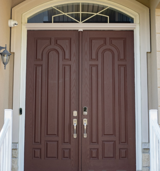 A Comprehensive Guide to Choosing Your Home’s Gateway: Steel or Fiberglass Doors