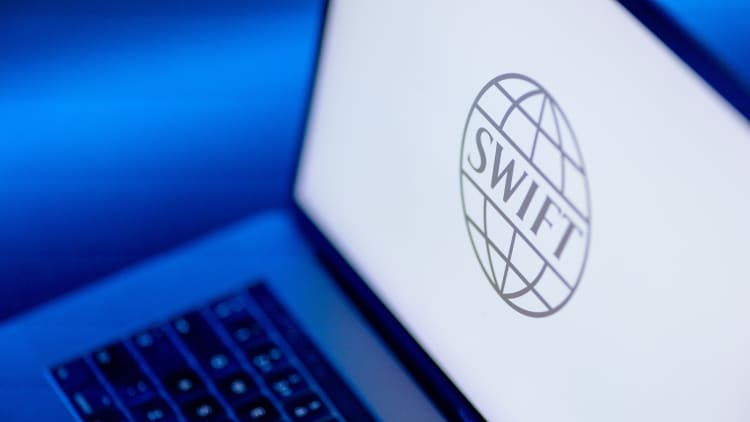 SWIFT Banking System: What Is It And How Does It Work?