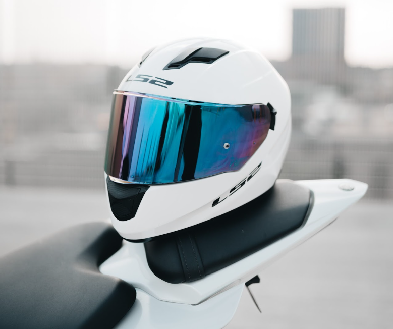 Best Full Face Mountain Bike Helmets for Safety & Style