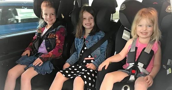 How to Ensure a Safe and Comfortable Ride for Your Little Ones with Child Seat Airport Taxis?