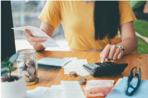 Is Debt Consolidation Right for You? A Look at the Signs, Including Where Main Source Funding Fits
